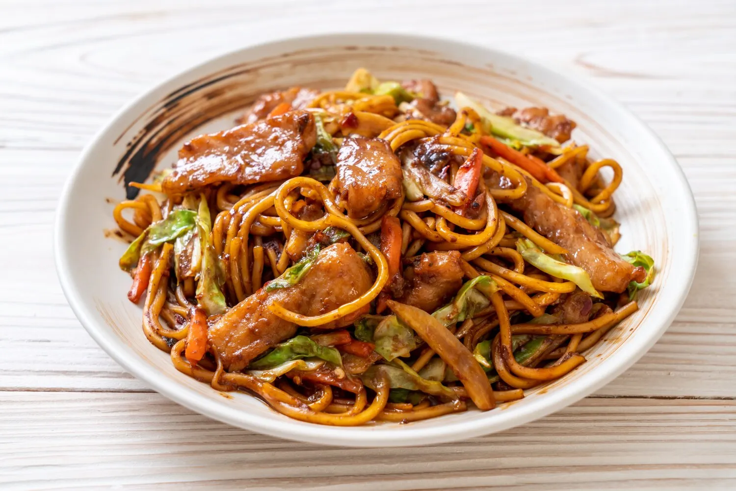 Bami Goreng Bami Goreng https://4kym48m6w0dj35od.public.blob.vercel-storage.com/dishes/internal/bami-goreng-1759361282701.webp