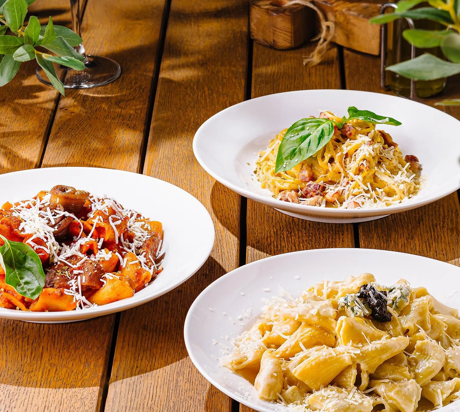 Pasta dishes Pasta dishes https://4kym48m6w0dj35od.public.blob.vercel-storage.com/dishes/internal/pasta-dishes-1762885530241.webp