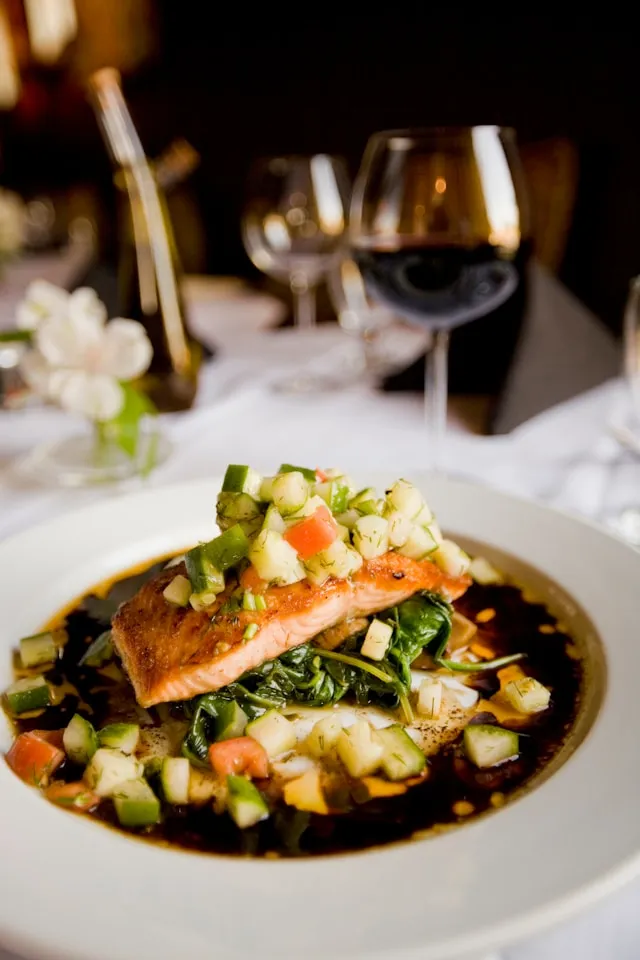 Restaurant dining